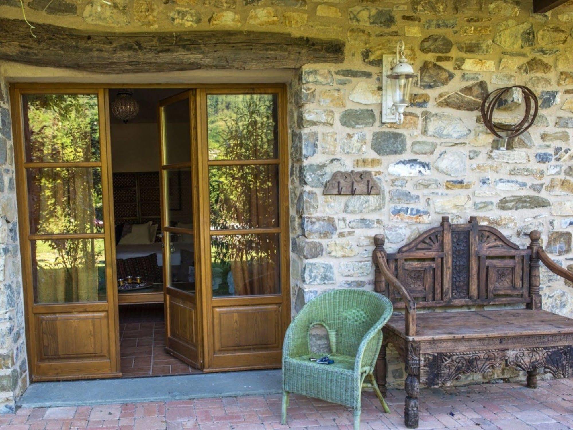 Hotel Podere Conti Filattiera Exteriér fotografie